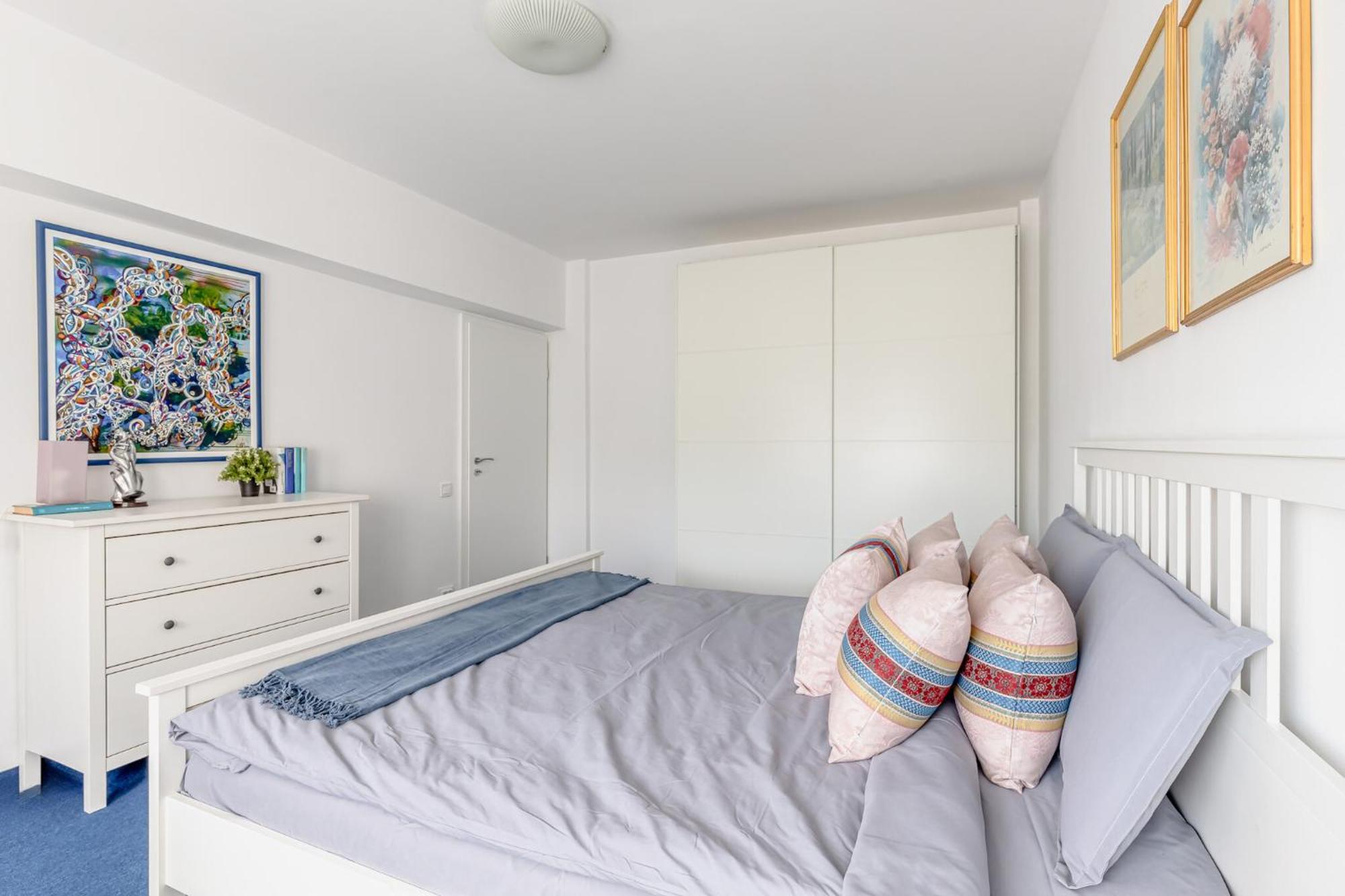 Sunshine Haven - M&n Apartment Bucharest